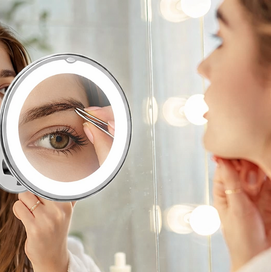 Förstoringsspegel med sugkopp & LED-ljus